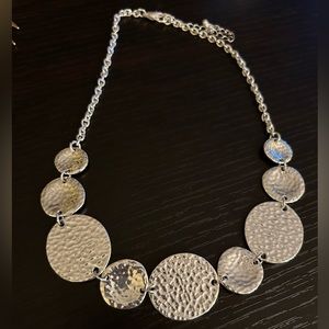 Silver accent necklace